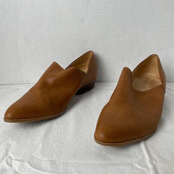 Naturalizer Carilyn Shootie Slip-on Cushioned Pointed Toe - Picture 4 of 11